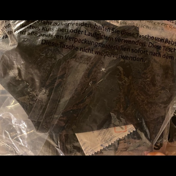 STORI - Challenge 2 1/2” Short in Tie Dye Onyx - Picture 7 of 8